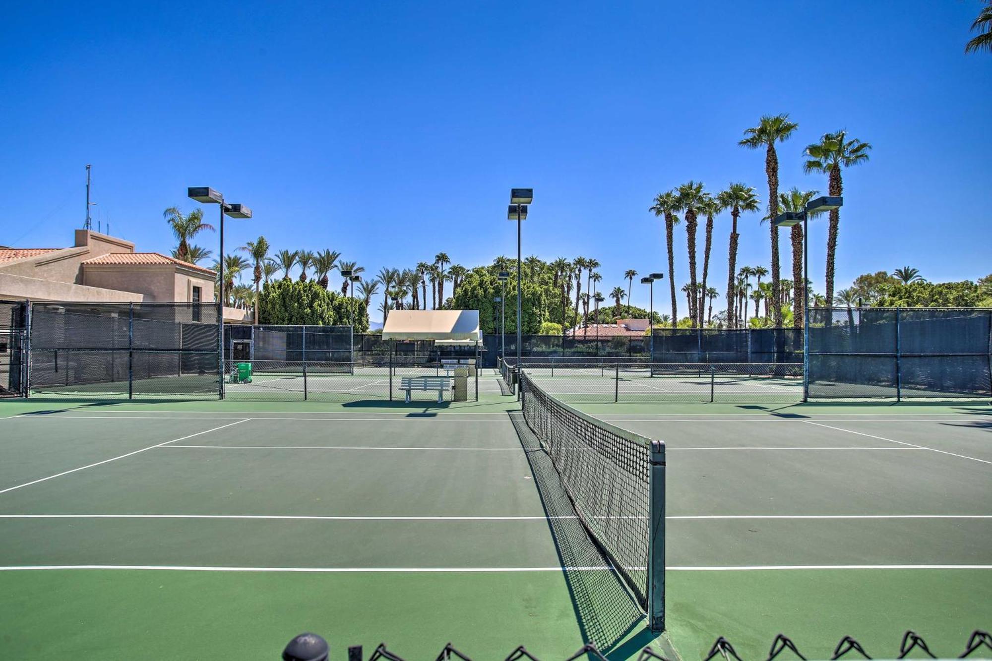 Palm Desert Retreat Pool Access And On-Site Golf! Villa Exterior foto